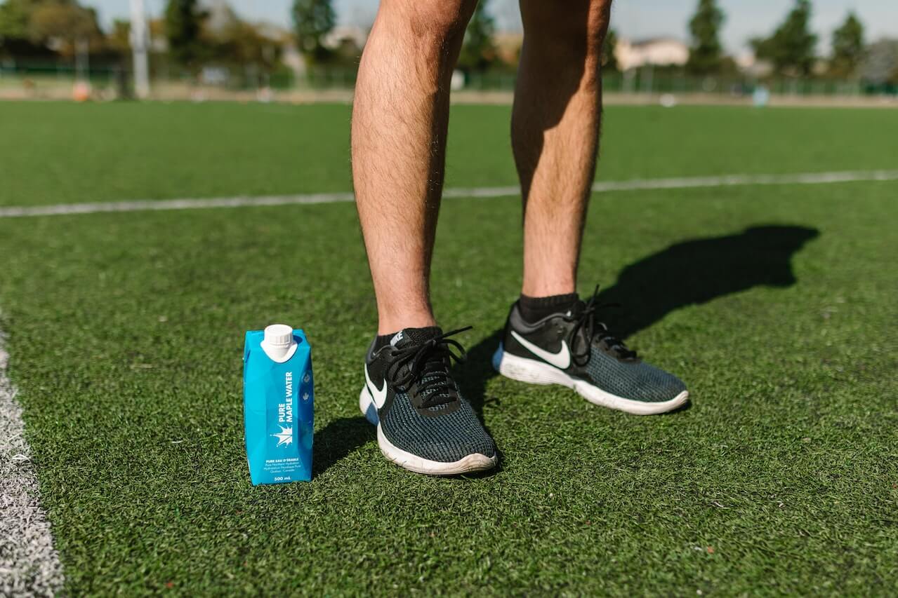 The Ultimate Showdown: Sports Drinks vs. Electrolyte Supplements - LYTES