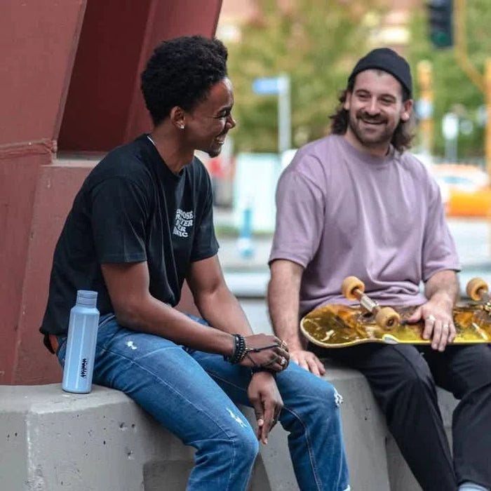 750ml Sugarcane Drink Bottle - Blue Striped - LYTES